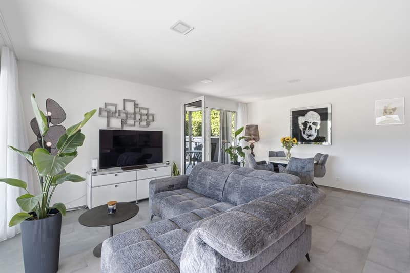 4.5 Zimmer, Maisonette-Flair & 247 m² Gartenidylle (4)