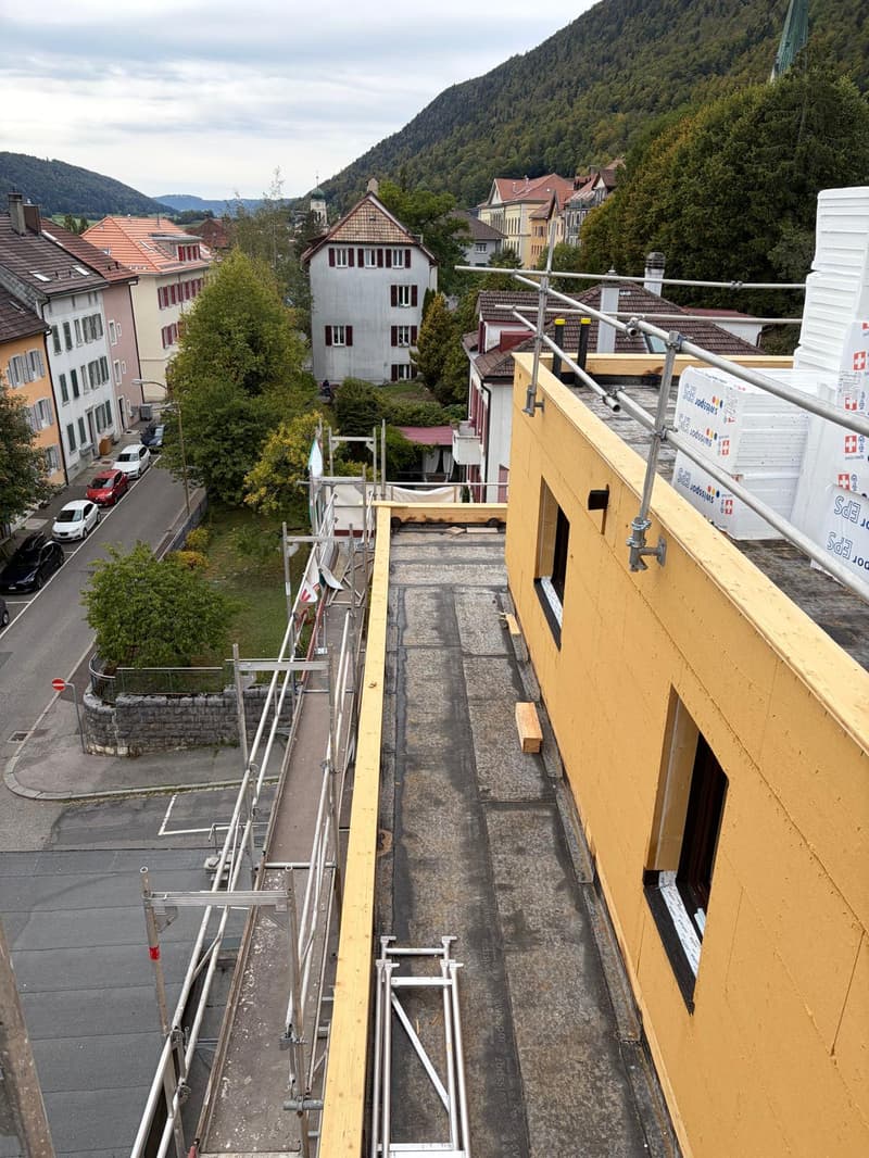 Somptueux attique de 3,5 pièces dans une nouvelle construction à Saint-Imier (10)