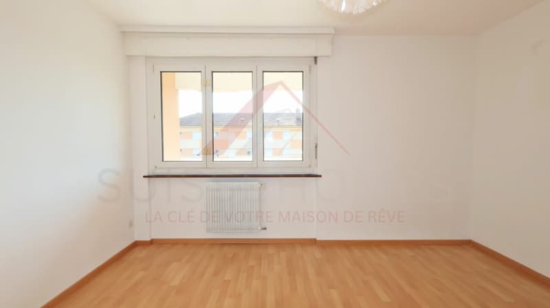 Marly - Appartement 3.5 pièces rénové avec balcon ensoleillé et vue verdoyante (13)