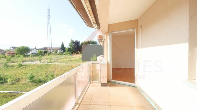 Marly - Appartement 3.5 pièces rénové avec balcon ensoleillé et vue verdoyante (7)