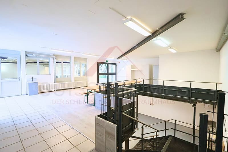 Living and working combined - Atrium building with 220 m² living and 270 m² commercial space in Thörishaus (2)