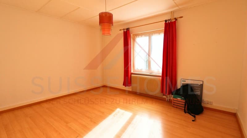 Maison 4.5 pièces pleine de charme avec vue panoramique sur le château et deux terrasses (15)