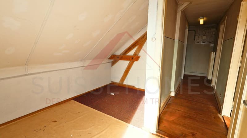 Maison 4.5 pièces pleine de charme avec vue panoramique sur le château et deux terrasses (24)