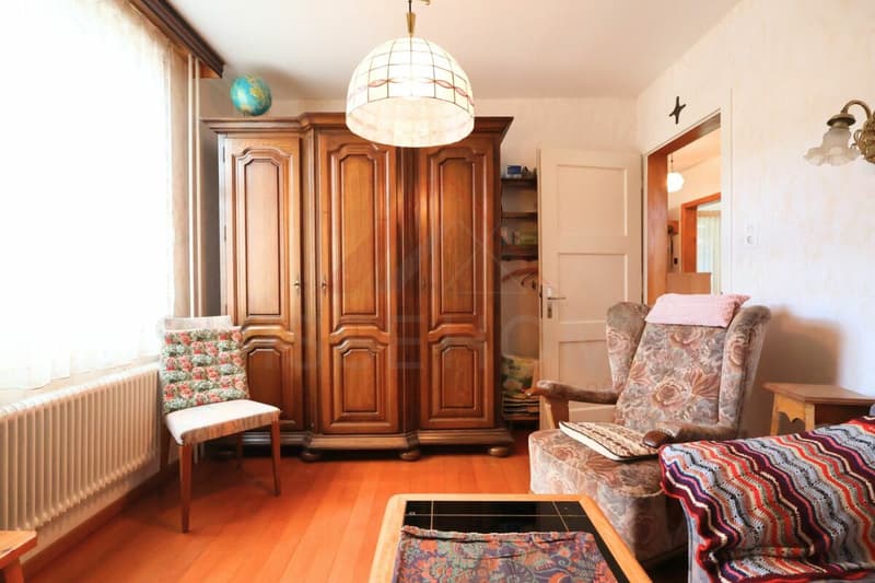 Delémont - Propriété avec 3 appartements et fort potentiel de valorisation dans un quartier central (19)