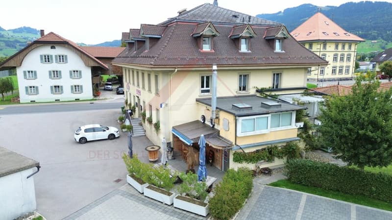 Attraktives Wohn- und Geschäftshaus mit Restaurant und Entwicklungsmöglichkeiten in Plaffeien (26)