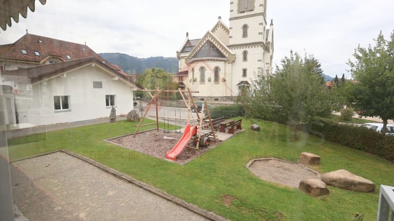 Attraktives Wohn- und Geschäftshaus mit Restaurant und Entwicklungsmöglichkeiten in Plaffeien (16)