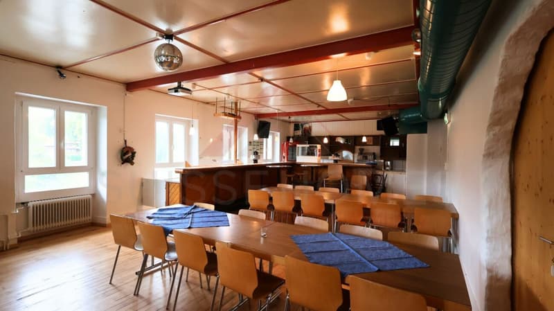 Attraktives Wohn- und Geschäftshaus mit Restaurant und Entwicklungsmöglichkeiten in Plaffeien (7)
