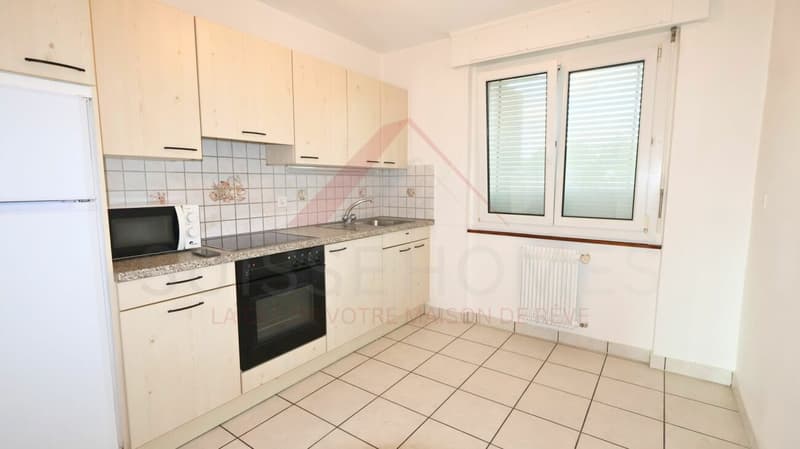 Marly - Appartement 3.5 pièces rénové avec balcon ensoleillé et vue verdoyante (9)