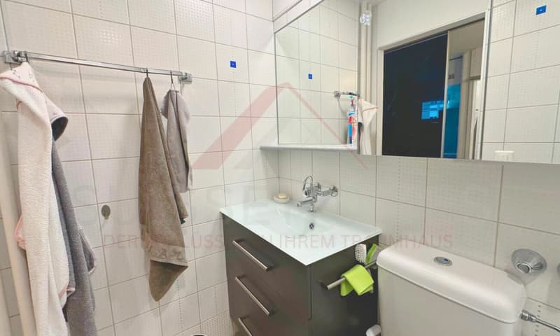 Wohnen über den Dächern von Burgdorf - Helle 3.5 Zimmer Wohnung mit Aussicht (10)