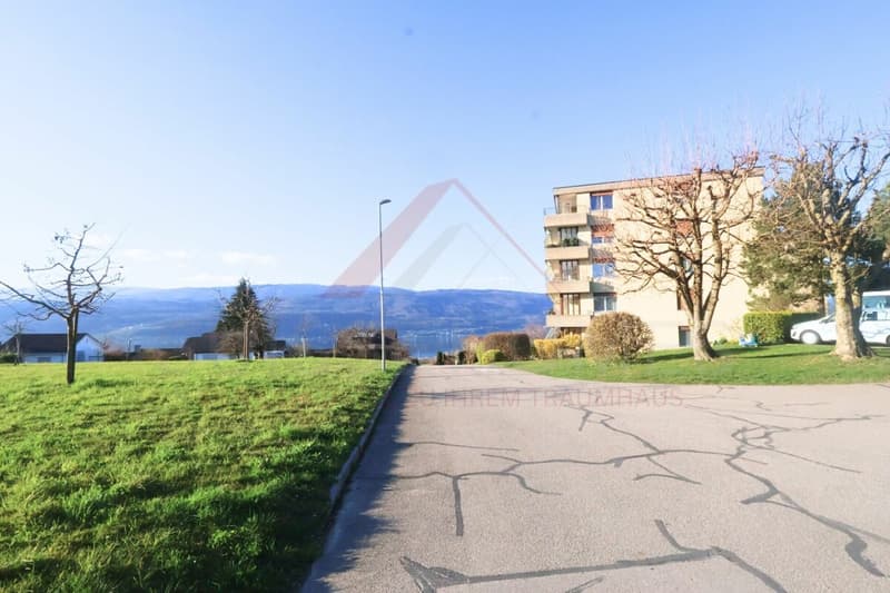 Traumhafte Seesicht am Bielersee 8.5 Zimmer Haus mit Pool und 1'443 m² Grundstück (7)