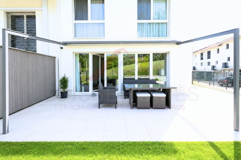 Wohnen wie in den Ferien - Modernes 5.5 Zimmer Reihenhaus mit Pool (8)