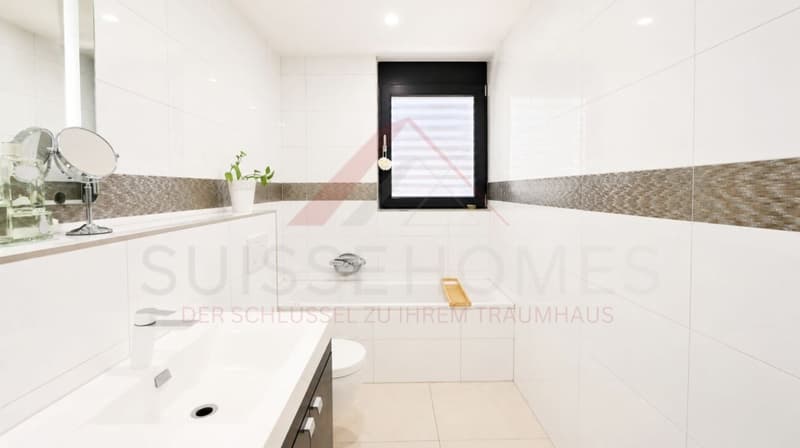 Familienparadies in Studen - 4.5 Zimmer Wohnung mit 2 Balkonen und über 158 m² Wohnfläche (15)