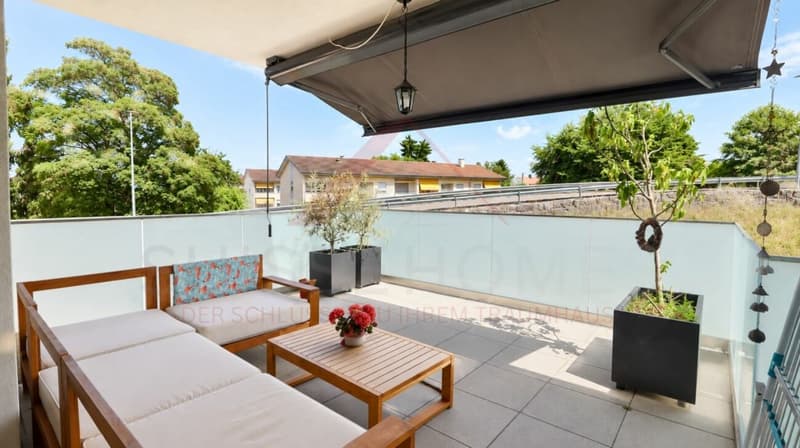 Familienparadies in Studen - 4.5 Zimmer Wohnung mit 2 Balkonen und über 158 m² Wohnfläche (9)
