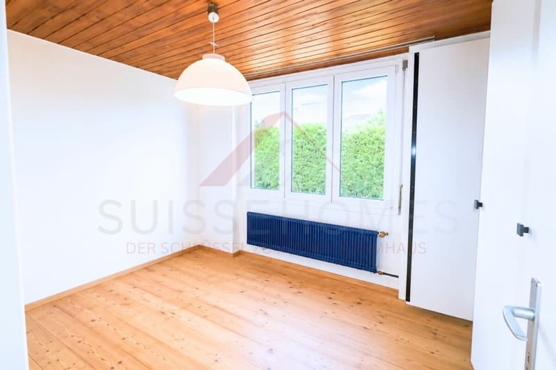 Traumhafte Seesicht am Bielersee  8.5 Zimmer Haus mit Pool und 1'443 m² Grundstück (17)