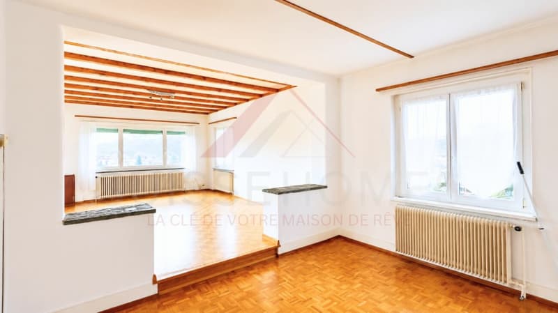 Maison de charme avec vue panoramique sur le château et deux belles terrasses (2)