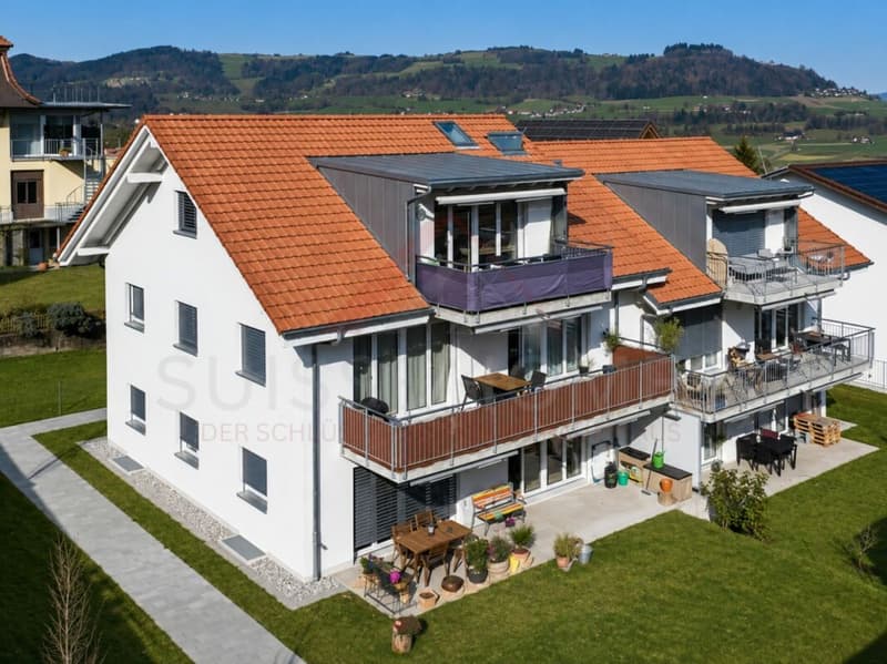 Modern, gepflegtes und vollvermietetes Mehrfamilienhaus in Mühlethurnen (2)