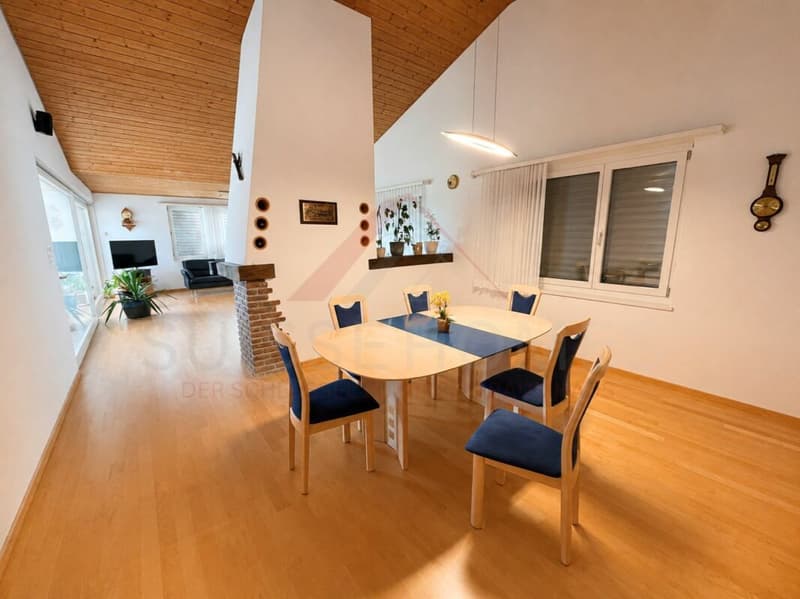 Charmantes 5.5-Zimmer-Einfamilienhaus mit Alpenblick, grossem Garten und Ausbaupotenzial in Stetten AG (5)