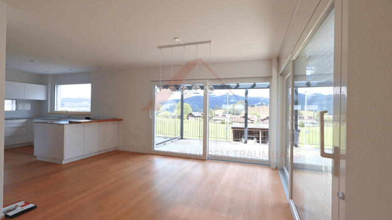 Modernes 6.5-Zimmer-Einfamilienhaus mit Garten, grosser Terrasse und Doppelgarage in Signau (5)