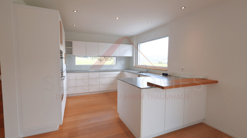 Modernes 6.5-Zimmer-Einfamilienhaus mit Garten, grosser Terrasse und Doppelgarage in Signau (9)