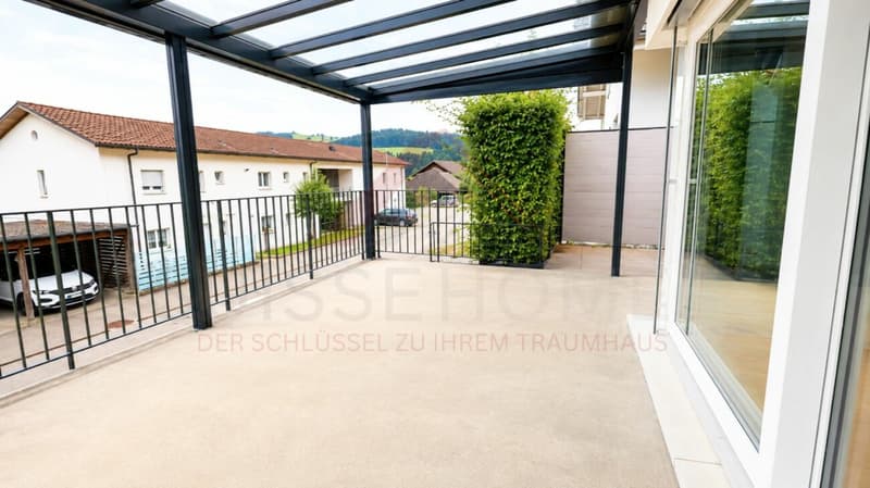 Modernes 6.5-Zimmer-Einfamilienhaus mit grosszügigem Garten in Signau (8)
