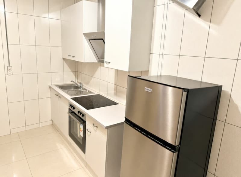 Vielseitiges Wohn- und Geschäftshaus mit Restaurant, Saal und zwei Wohnungen in Mülchi (11)