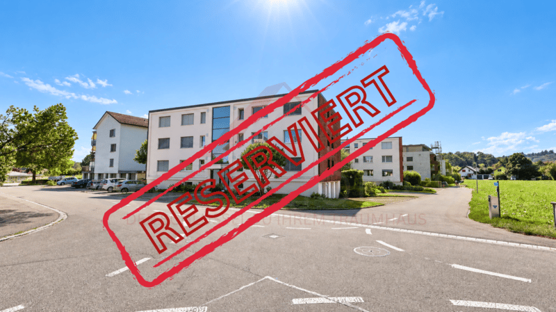 Schöne 4.5-Zimmer-Wohnung in Riedholz: TOP gepflegt und mit viel Potenzial (1)