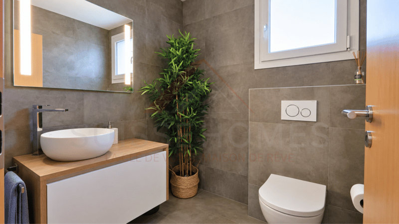 Maison individuelle 5.5 pièces rénovée avec piscine, photovoltaïque et 4 places de parc (11)