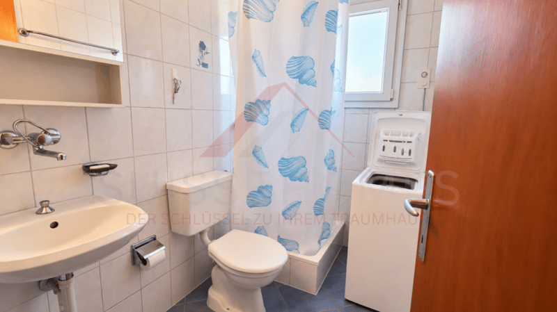 Ein Chalet, zwei Wohneinheiten, unzählige Möglichkeiten - mit traumhaftem Garten (14)