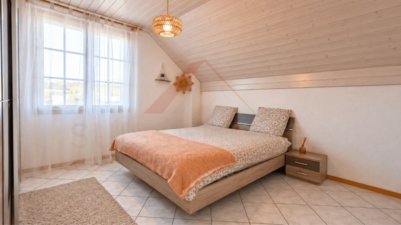 Un air de vacances chez soi - villa rénovée de 5.5 pièces avec piscine & photovoltaïque (13)
