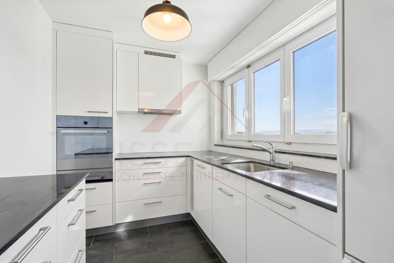 Wohnen mit Weitblick - 3.5-Zimmer-Wohnung mit Panoramasicht & sonnigem Balkon (7)
