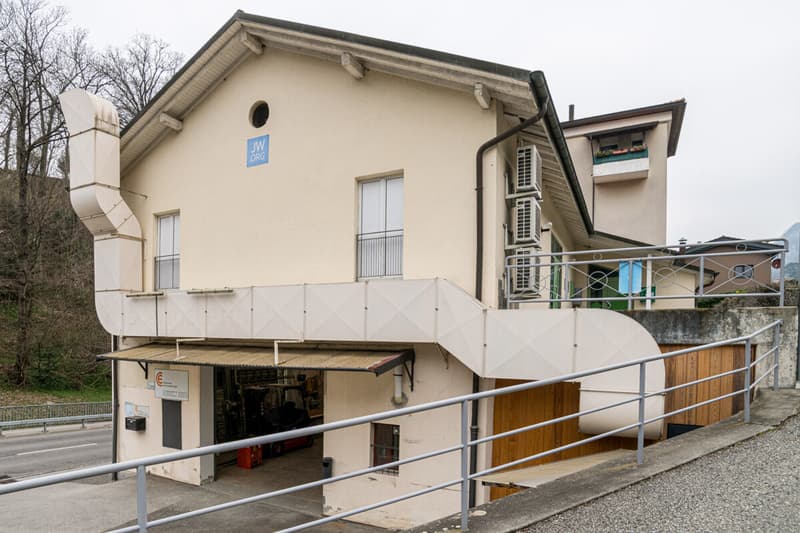 CASTEL SAN PIETRO  SPAZIO COMMERCIALE, TU HAI LIDEA NOI ABBIAMO LO S (2)
