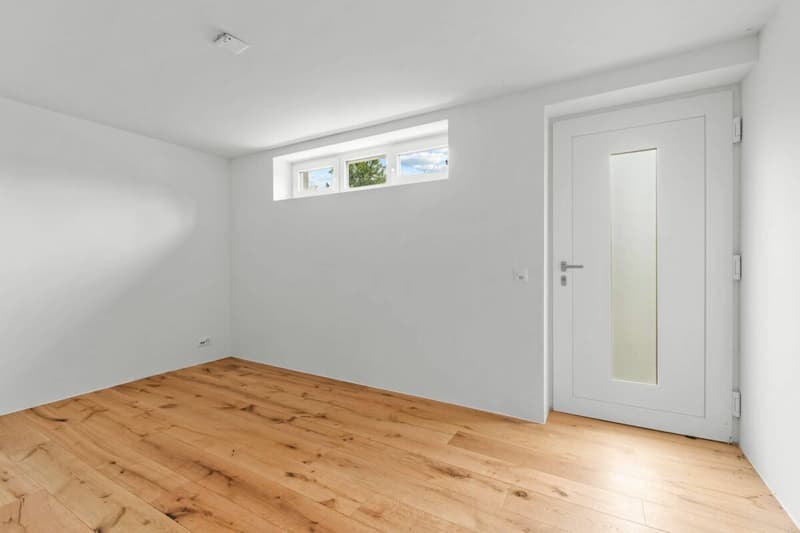 2025 Kernsaniert - 5.5 Zimmer EFH in Bergdietikon (27)