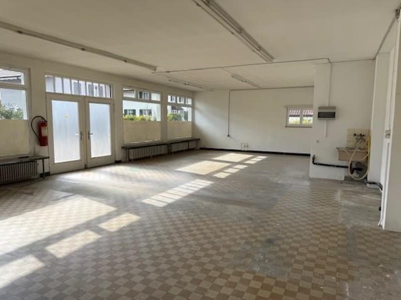 Workshop or storage space for rent (3)