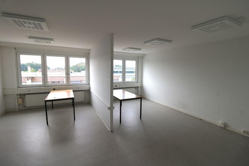 Espace de bureau moderne à louer (8)