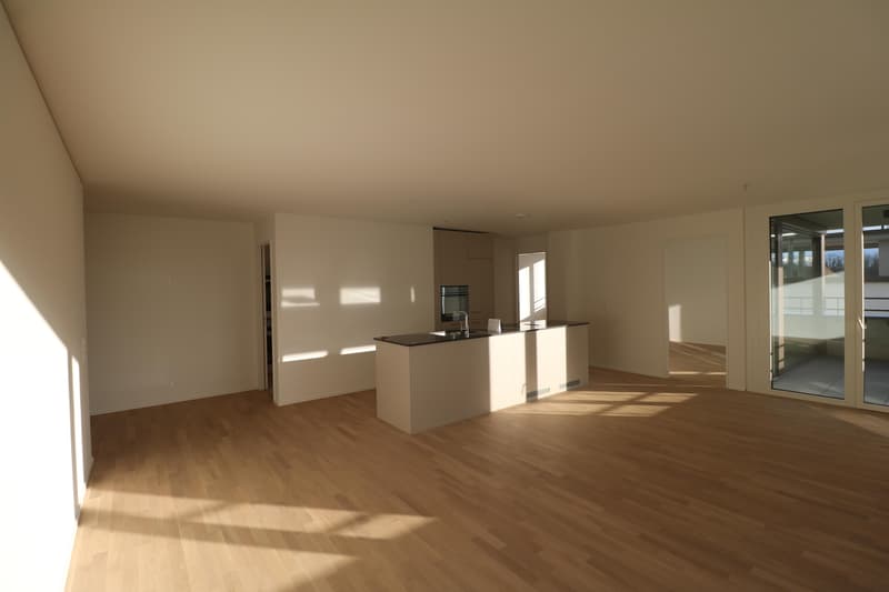 4.5-Zimmerwohnung im Herzen von Neuhausen (2)