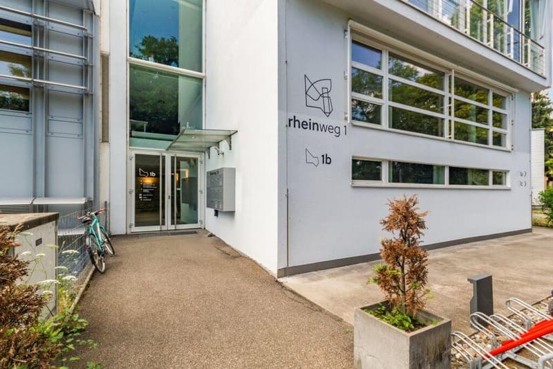 Lichtdurchflutete Bürofläche in Schaffhausen (2)