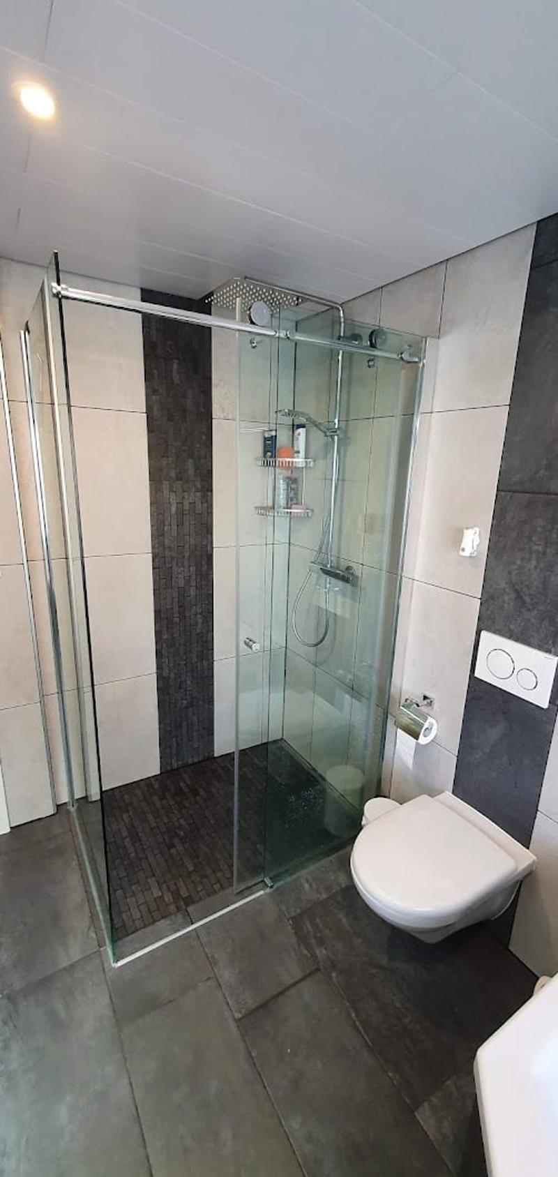 Spacieux appartement de 6,5 pièces avec terrasse à Bévilard (17)