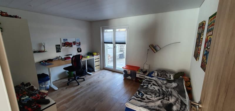 Spacieux appartement de 6,5 pièces avec terrasse à Bévilard (22)