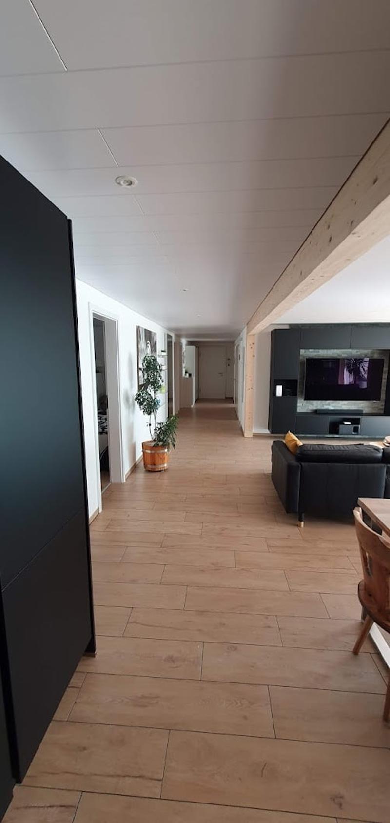 Spacieux appartement de 6,5 pièces avec terrasse à Bévilard (9)