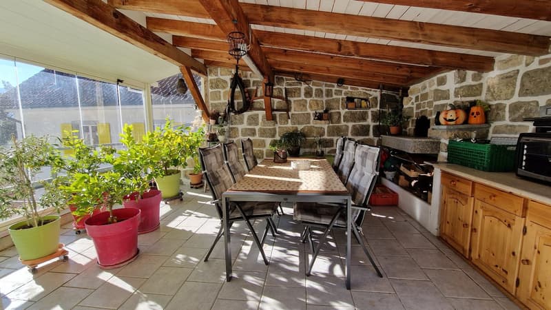 "BAISSE DE PRIX" Maison individuelle à Moutier avec véranda et grand garage (17)