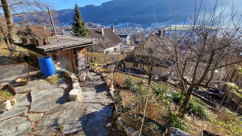 "BAISSE DE PRIX" Maison individuelle à Moutier avec véranda et grand garage (12)