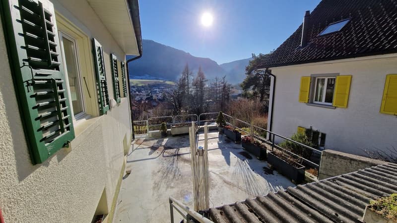 "BAISSE DE PRIX" Maison individuelle à Moutier avec véranda et grand garage (13)