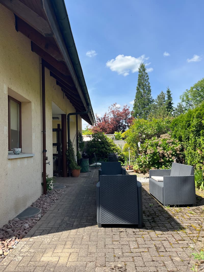Reiheneckhaus mit Gewerbe - Wohnen und Arbeiten unter einem Dach (11)