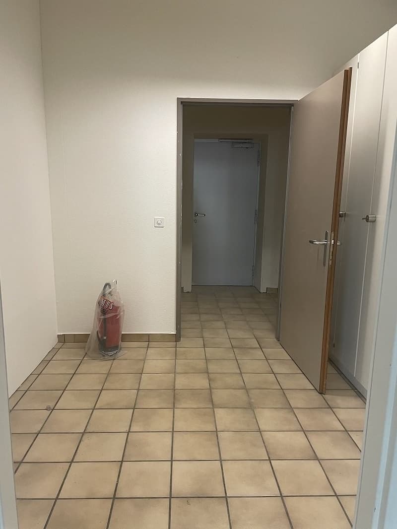 Your new retail or office space in Kleinbasel (approx. 165 m2) (5)