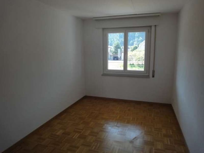 Beautiful and bright family apartment (5)
