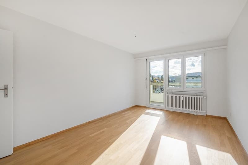 Appartement lumineux avec vue imprenable dans un excellent emplacement à Fraumattquartier (5)
