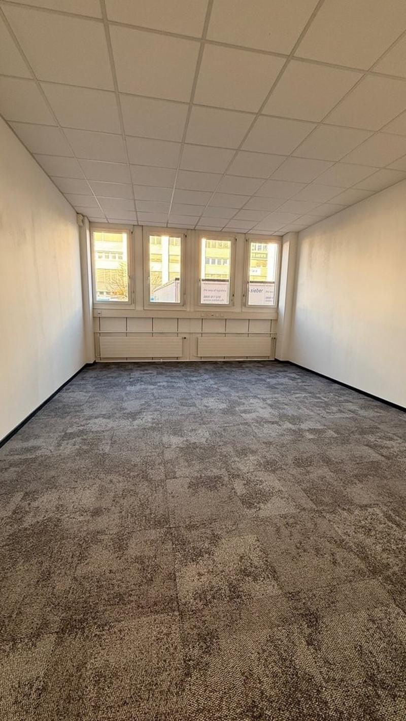 Büroraum Mieter 4.jpg