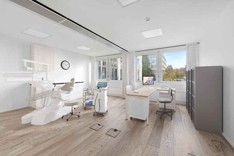 Your new office / practice space in an excellent location (7)