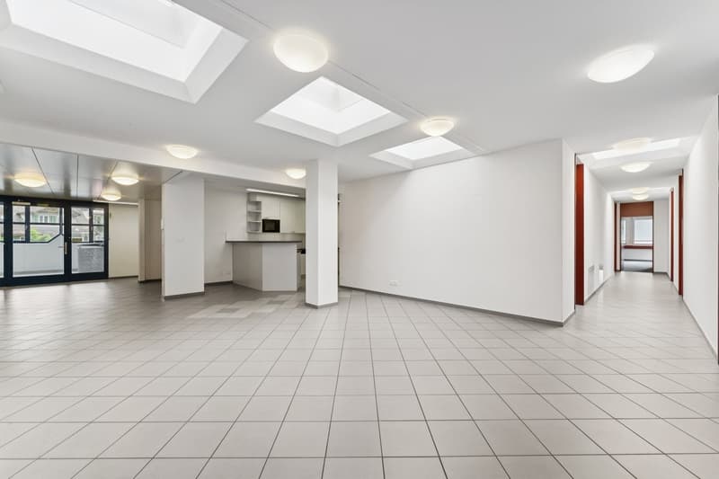 Flexible Büroflächen mit Entwicklungspotenzial an zentraler Lage (10)