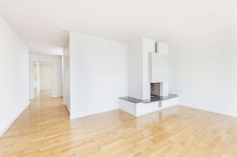 Wohnzimmer mit Cheminée typenähnlich